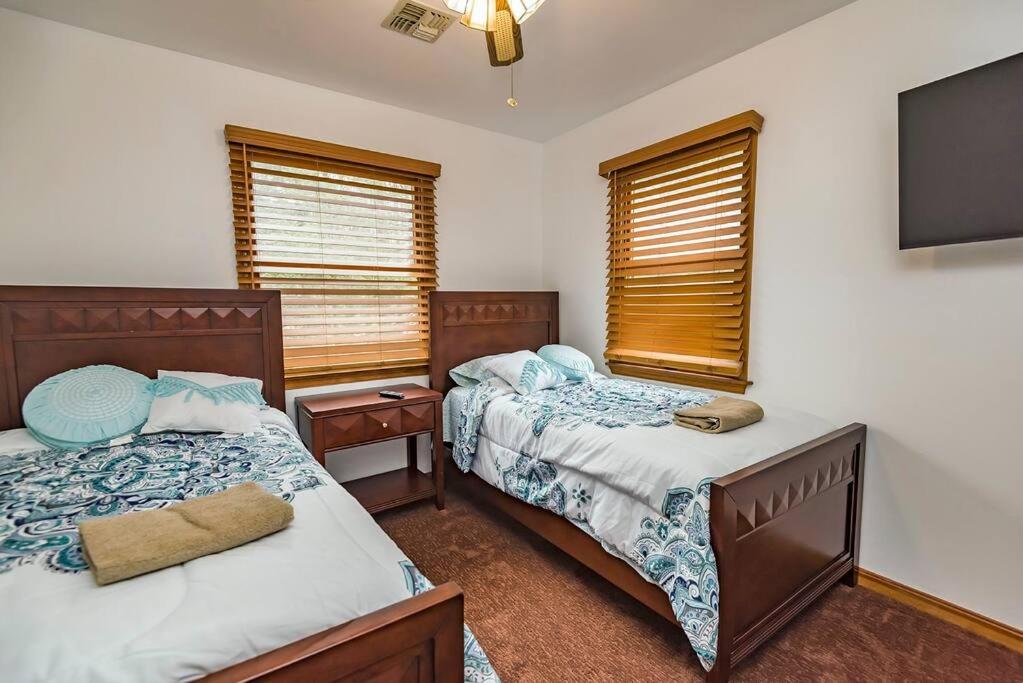 | Charming 5 Bedroom Residential Home w/Lots of fun