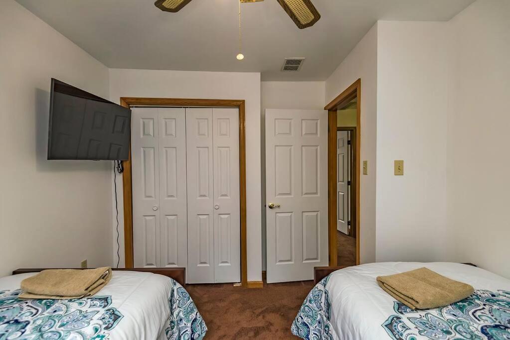 | Charming 5 Bedroom Residential Home w/Lots of fun