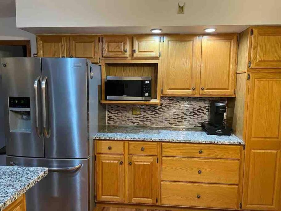 | Charming 5 Bedroom Residential Home w/Lots of fun