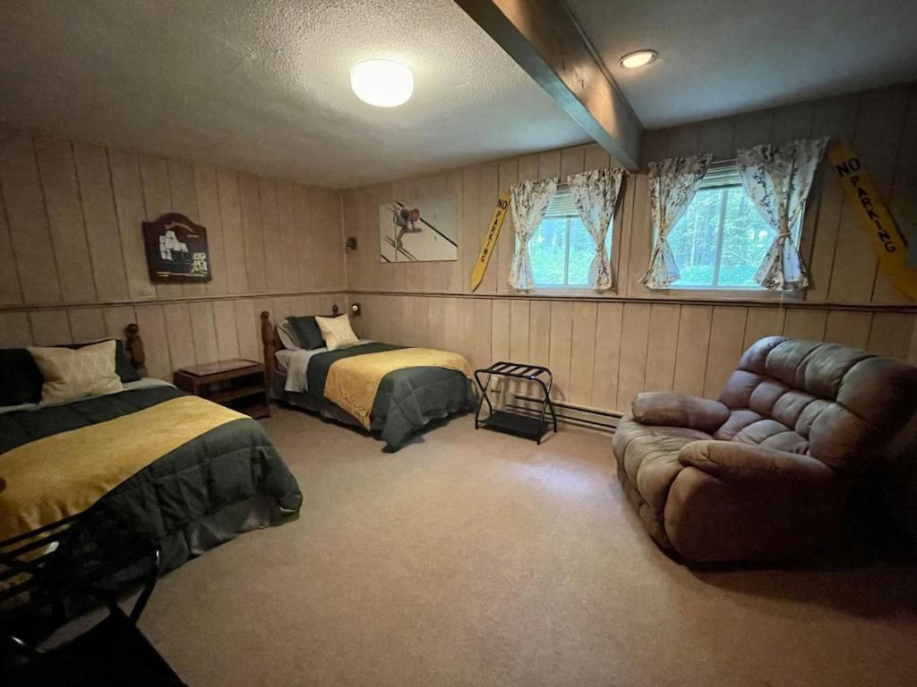 | The Hidden Spruce Chalet