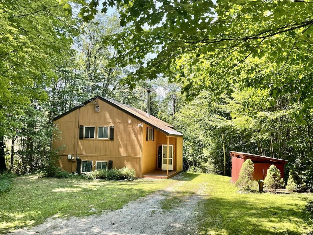 | The Hidden Spruce Chalet