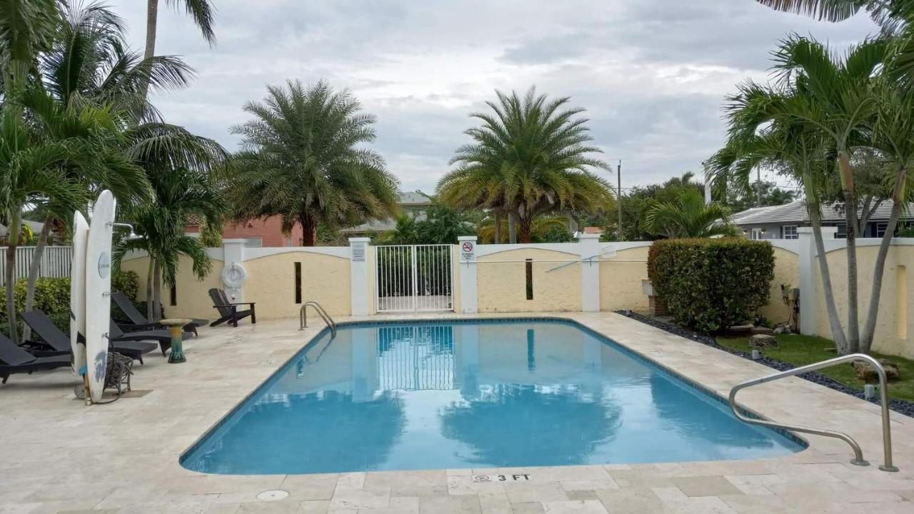 | Capri Inn & Apartments