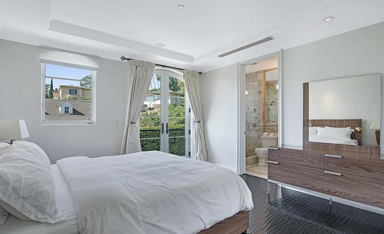 | Eclectic Beverly Hills Mansion