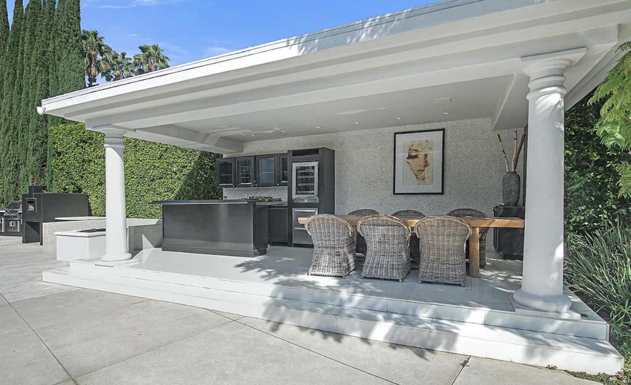 | Eclectic Beverly Hills Mansion