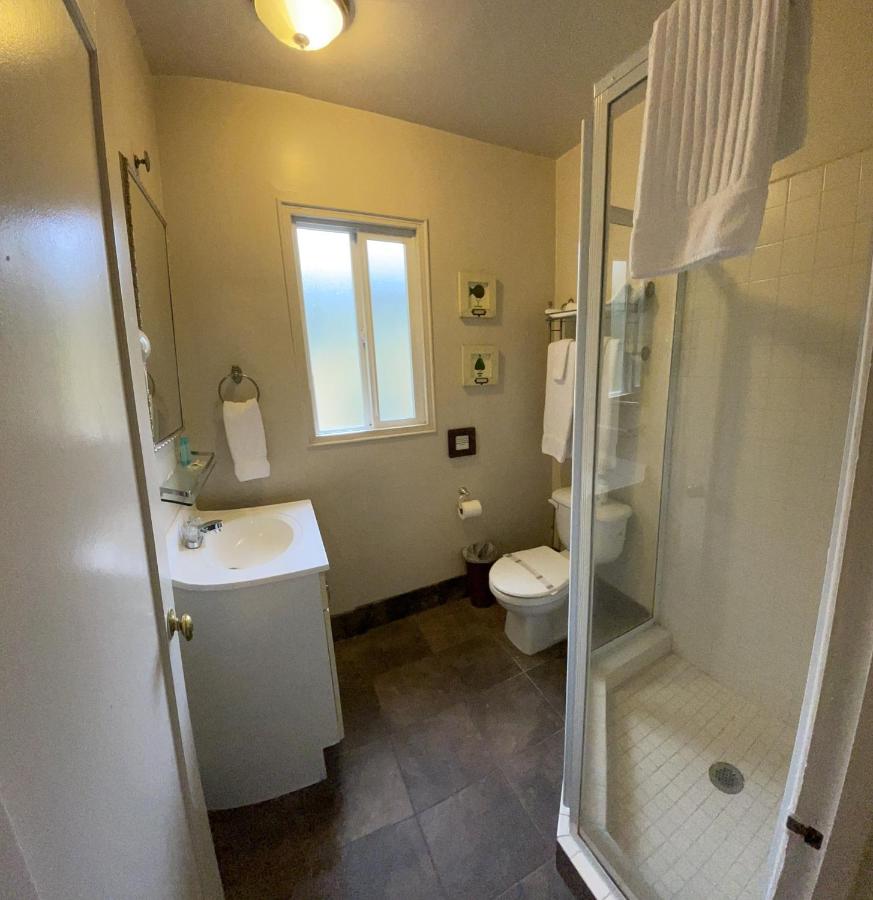  | Sierra Woods Lodge