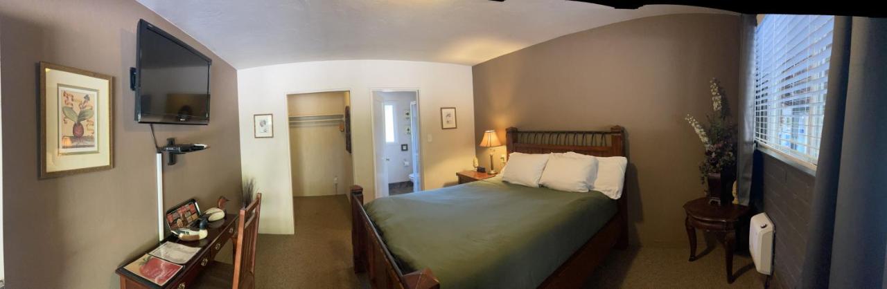  | Sierra Woods Lodge