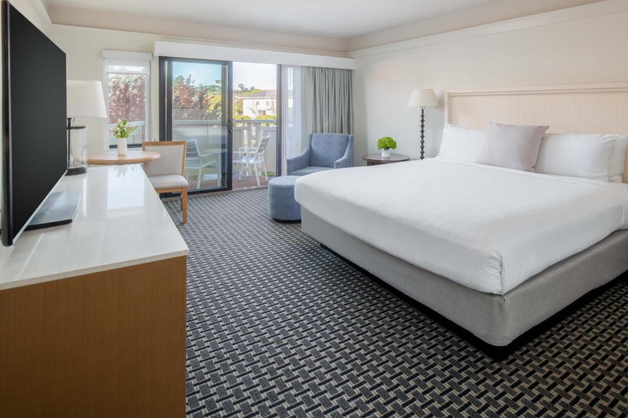 King Room with Balcony at The Lodge at Tiburon