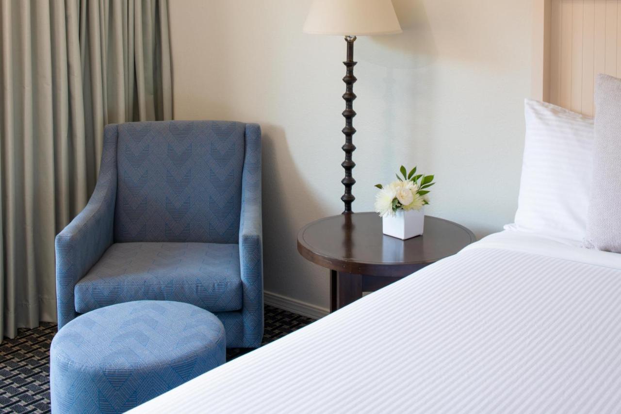 Standard Room with Two Queen Bed at The Lodge at Tiburon
