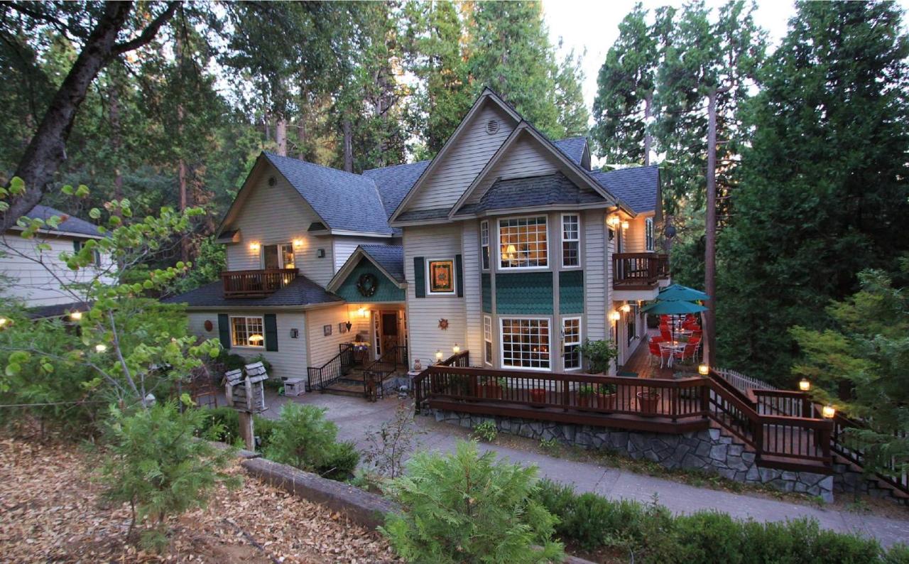 | McCaffrey House Bed and Breakfast Inn