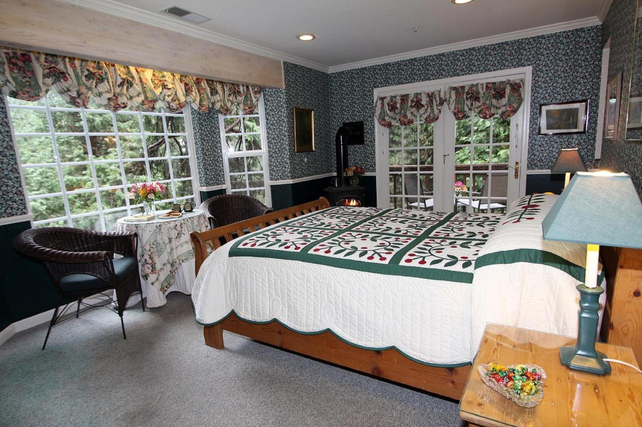 | McCaffrey House Bed and Breakfast Inn