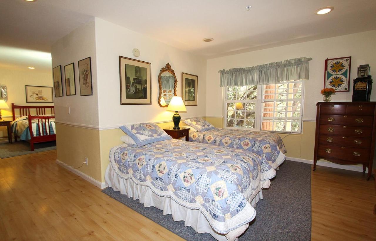 | McCaffrey House Bed and Breakfast Inn