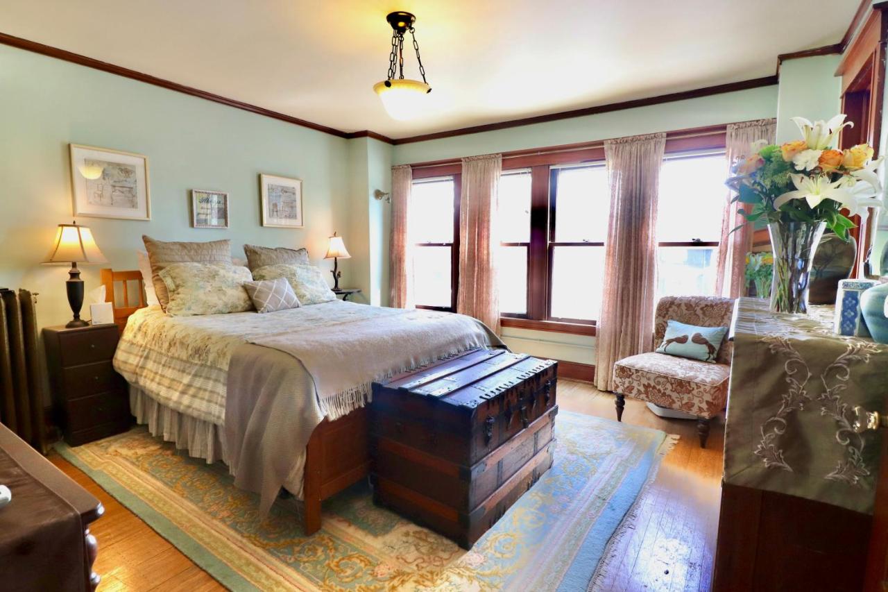  | The Marshall House
