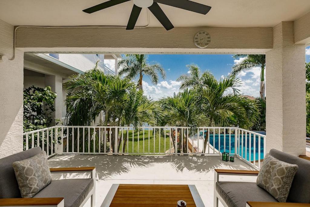  | Waterfront Paradise