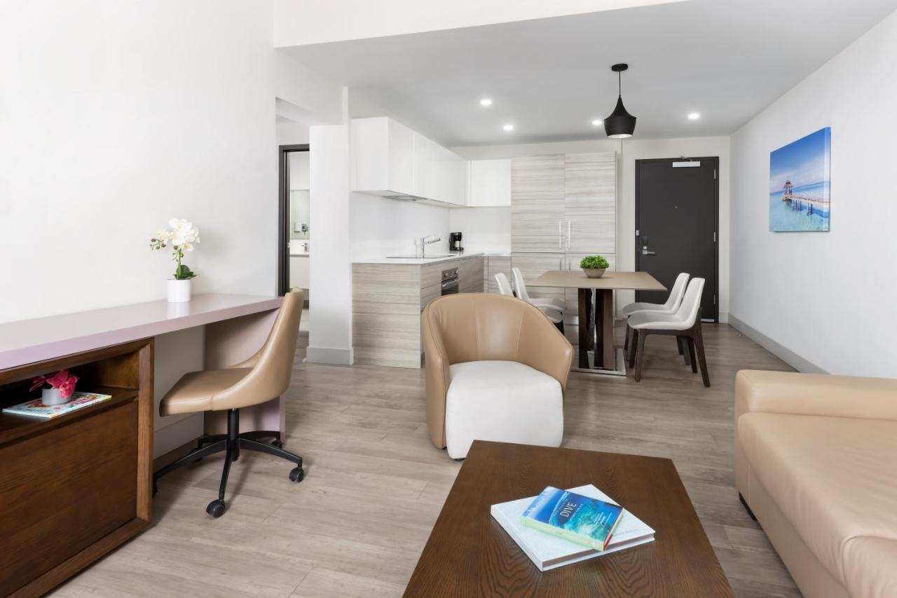 One-Bedroom King Suite - Non-Smoking at Costa Hollywood Beach Resort