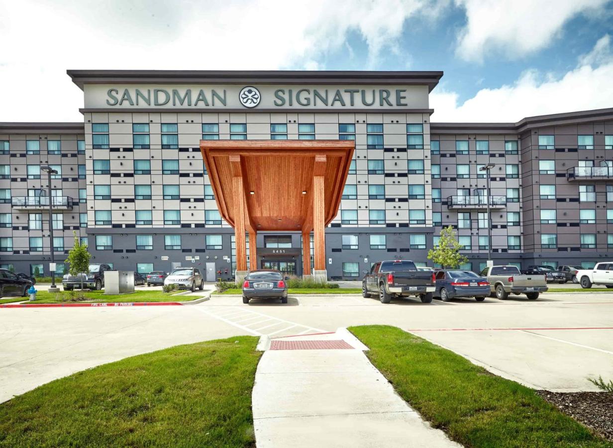  | Sandman Signature Plano - Frisco Hotel