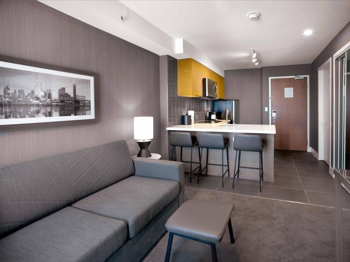 King Suite at Sandman Signature Plano - Frisco Hotel
