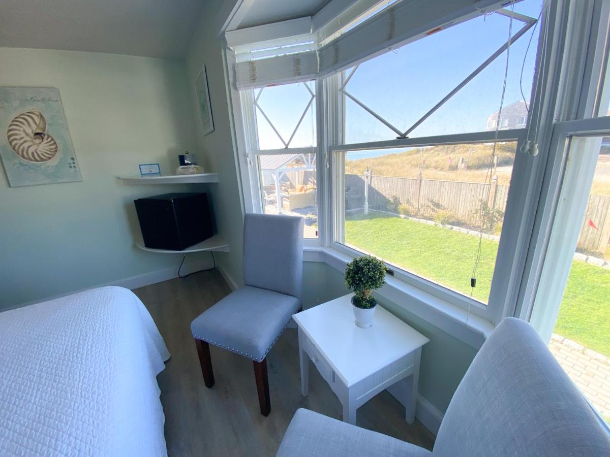 | By The Sea Guests Bed & Breakfast and Suites