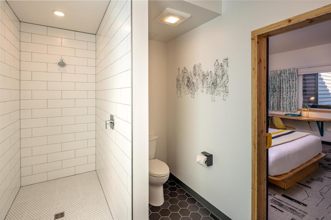 Deluxe Single Room at The Wren