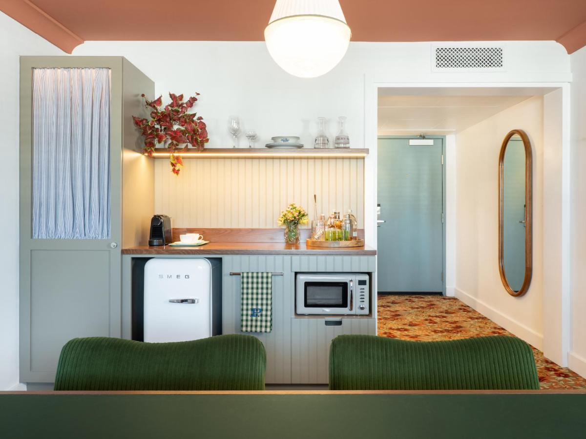 King Room - Disability Access at Palihouse West Hollywood