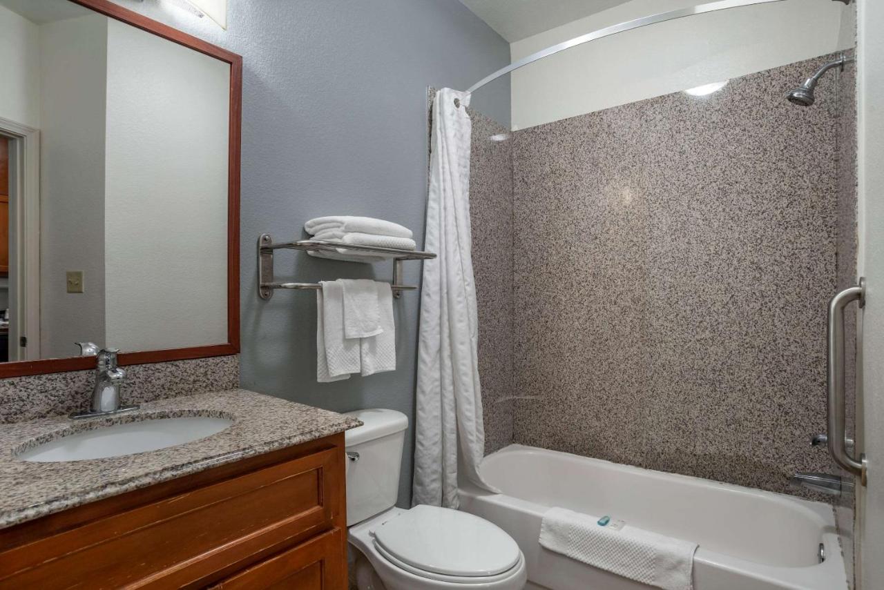 Standard Queen Room with Two Queen Beds - Non Smoking at MainStay Suites Denham Springs - Baton Rouge East