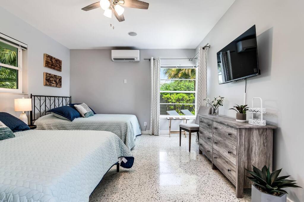 | *Victoria Park Pool Home- close to beach/Las Olas*