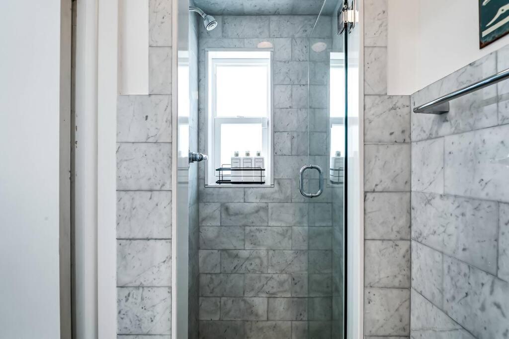 | *Victoria Park Pool Home- close to beach/Las Olas*