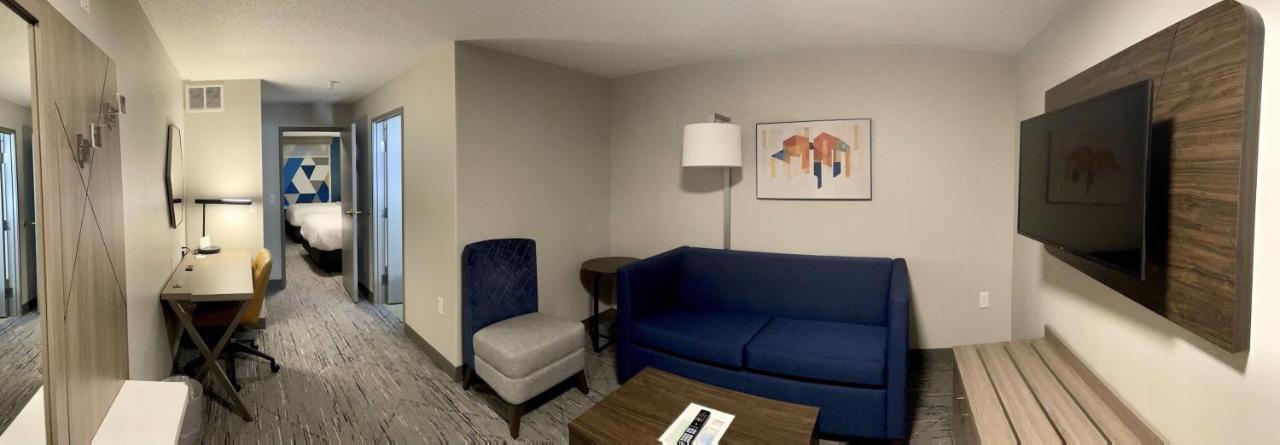 Queen Suite with Two Queen Beds - Non-Smoking at Holiday Inn Express & Suites Marquette, an IHG Hotel
