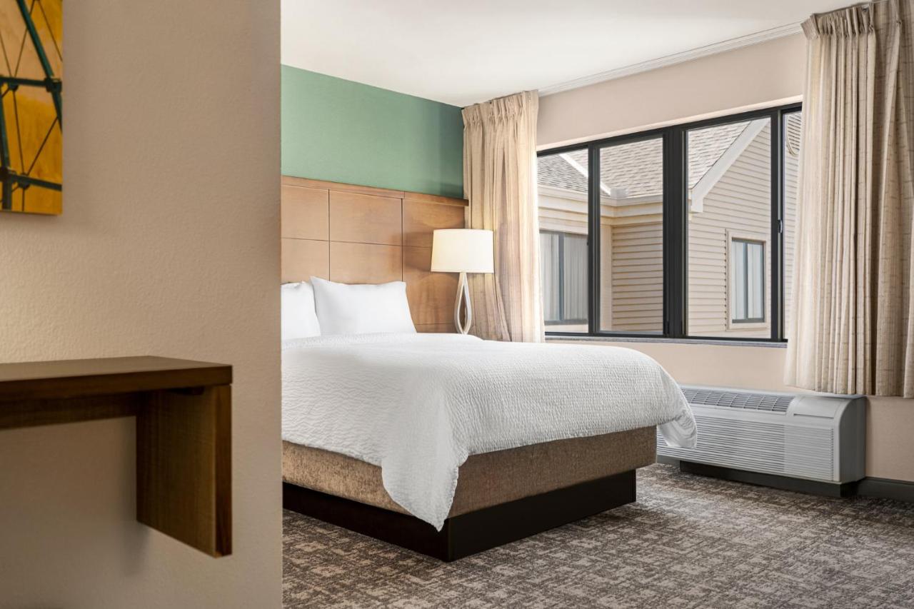 Queen Studio - Non-Smoking at Staybridge Suites Oklahoma City-Quail Springs, an IHG Hotel