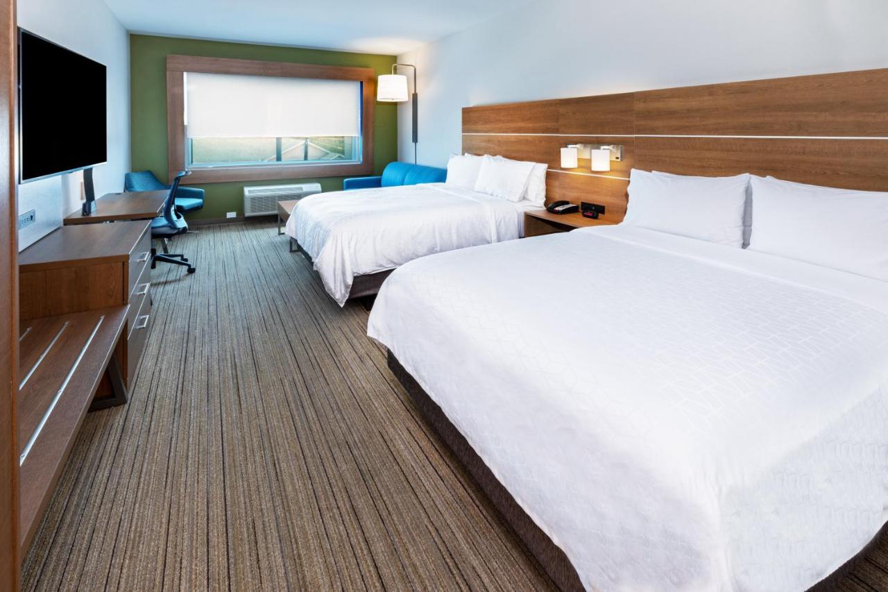 Queen Suite with Two Queen Beds - Non-Smoking at Holiday Inn Express & Suites Stafford NW - Sugar Land by IHG
