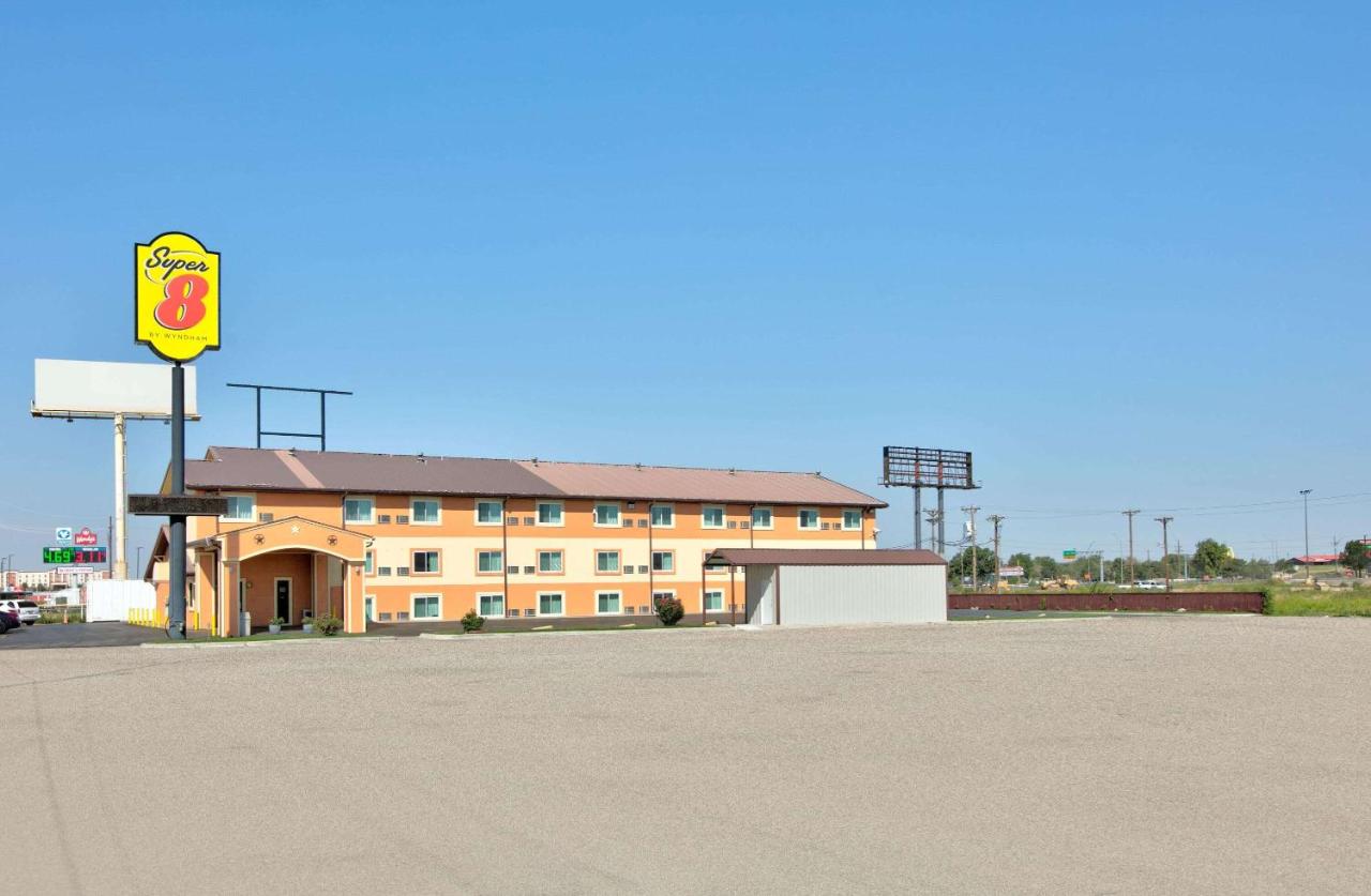 | Super 8 by Wyndham Amarillo