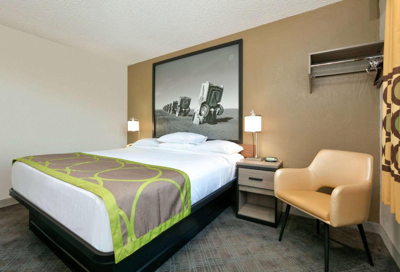  | Super 8 by Wyndham Amarillo