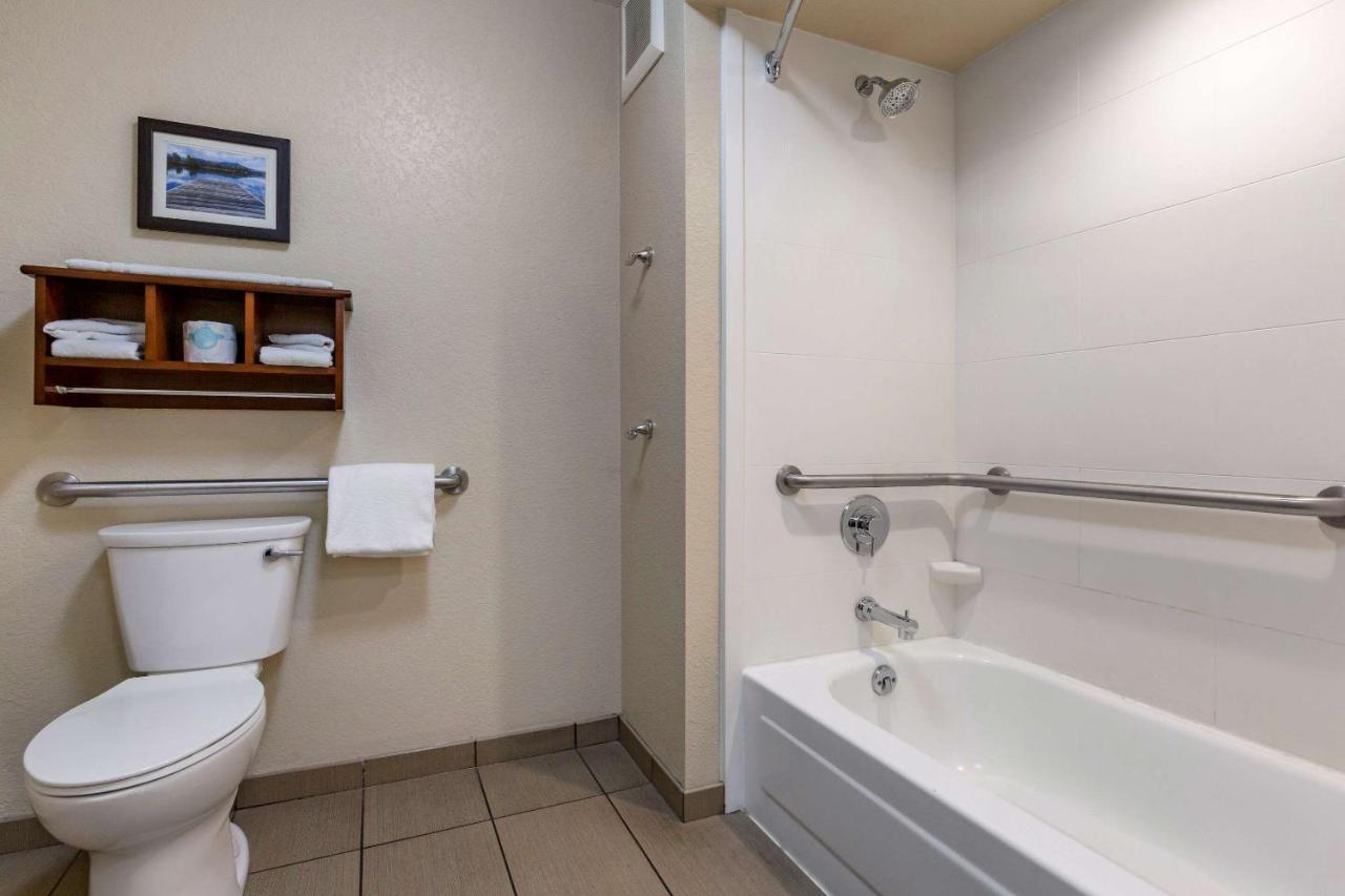 Queen Room with Two Queen Beds Pet-Friendly - Accessible/Non-Smoking at Comfort Inn & Suites Coeur d'Alene