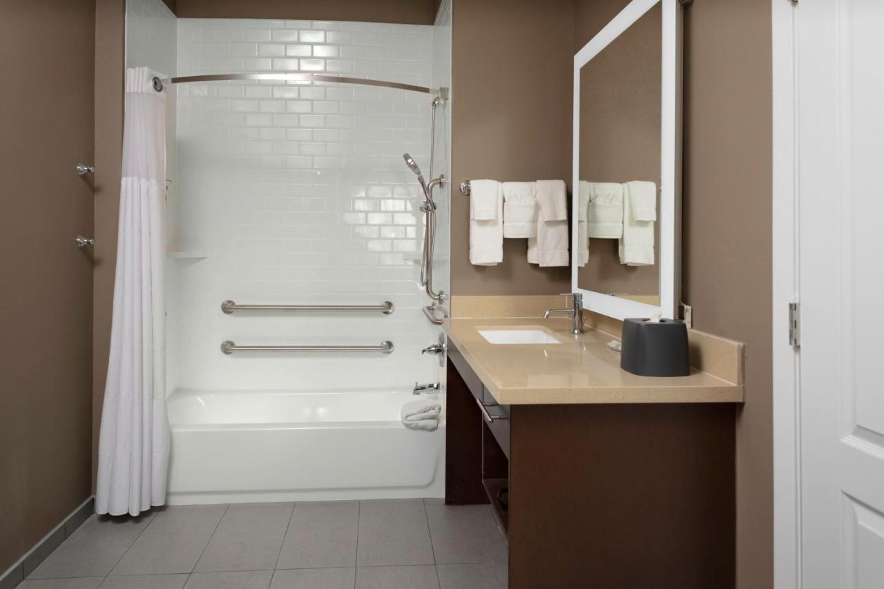 One-Bedroom Queen Suite - Hearing Accessible - Non-Smoking at Staybridge Suites Cedar Park - Austin N by IHG