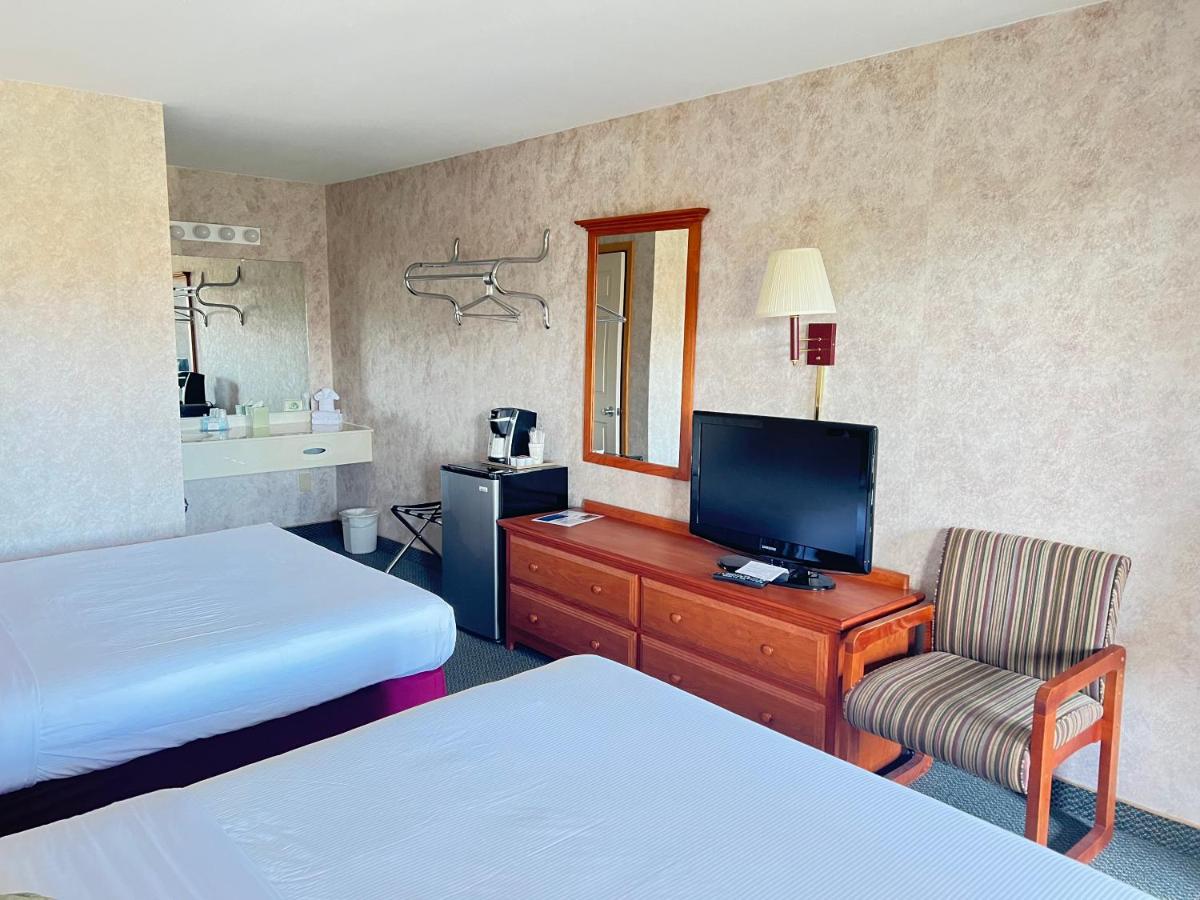 | Blue Water Manor North Lodge
