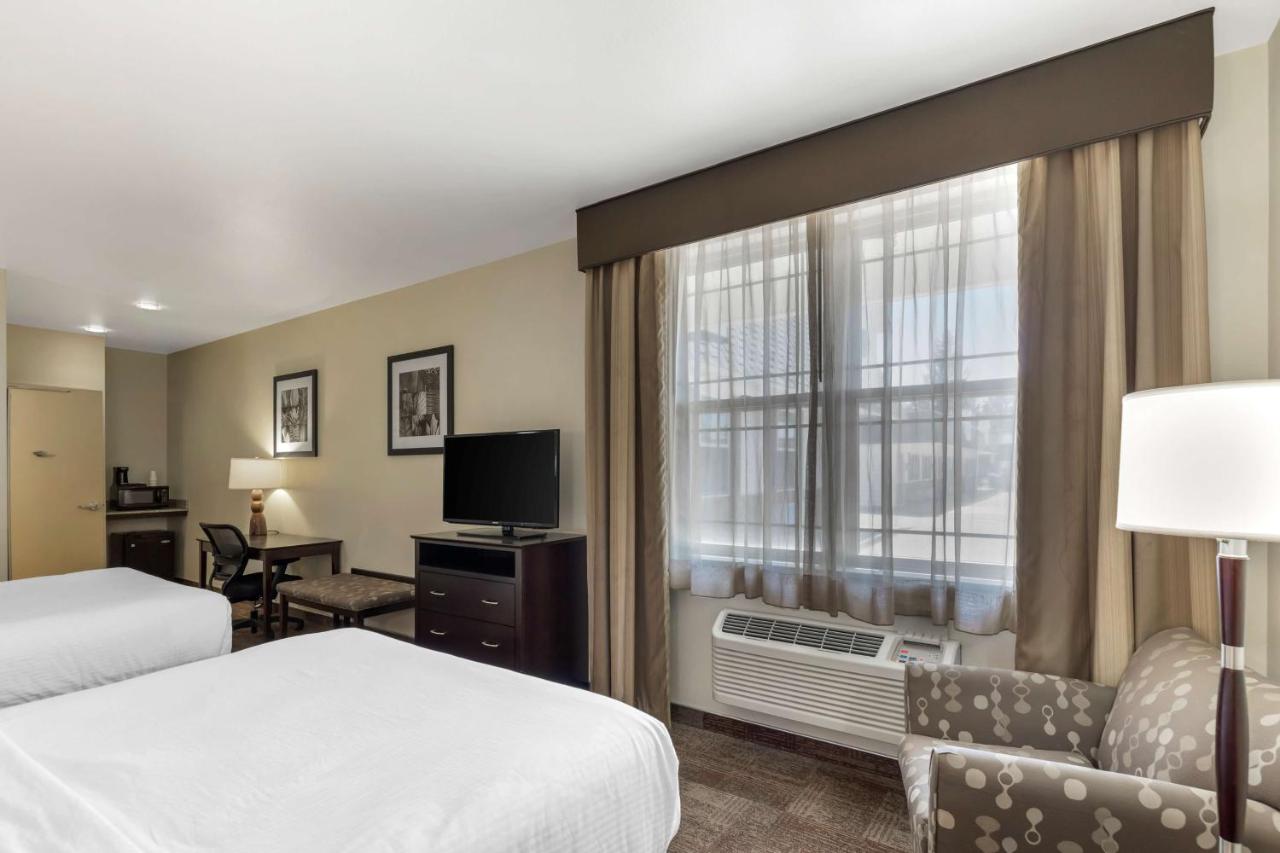 Double Room with Two Double Beds-Non-Smoking at Best Western Pioneer