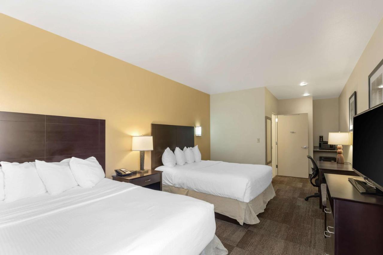 Double Room with Two Double Beds-Non-Smoking at Best Western Pioneer