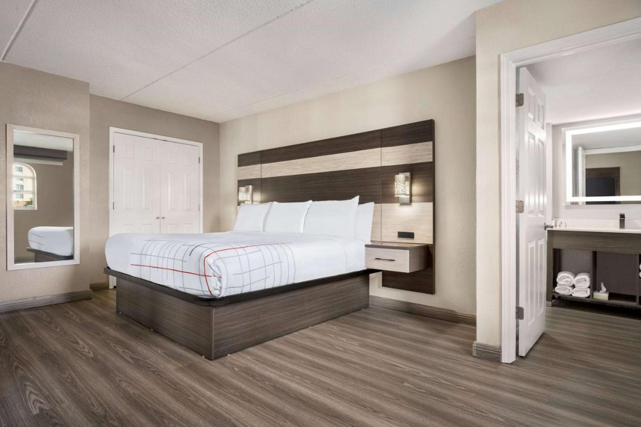 | La Quinta Inn by Wyndham Lexington