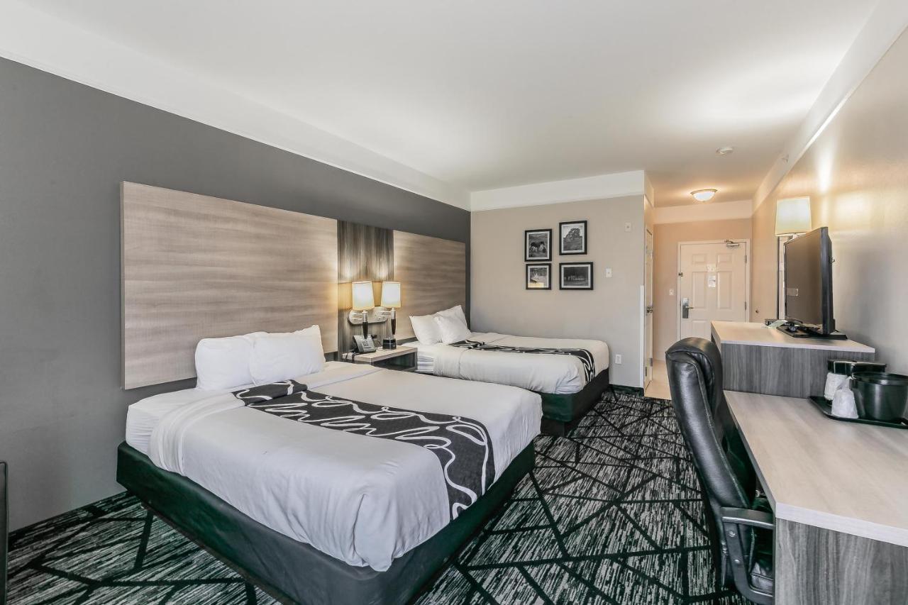 Queen Room with Two Queen Beds and Bath Tub - Mobility Accessible/Non-Smoking at La Quinta Inn & Suites by Wyndham Granbury