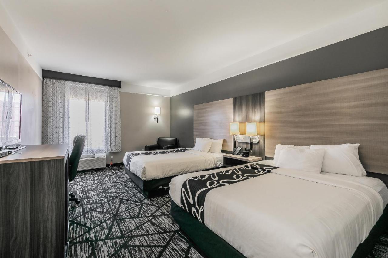 Queen Room with Two Queen Beds and Bath Tub - Mobility Accessible/Non-Smoking at La Quinta Inn & Suites by Wyndham Granbury