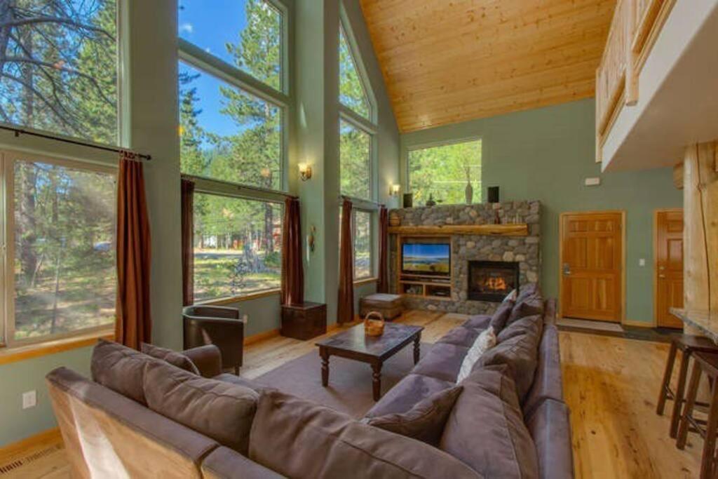  | Riverside 6 Bed 6 Bth Heated Indoor Pool & HotTub & Sauna