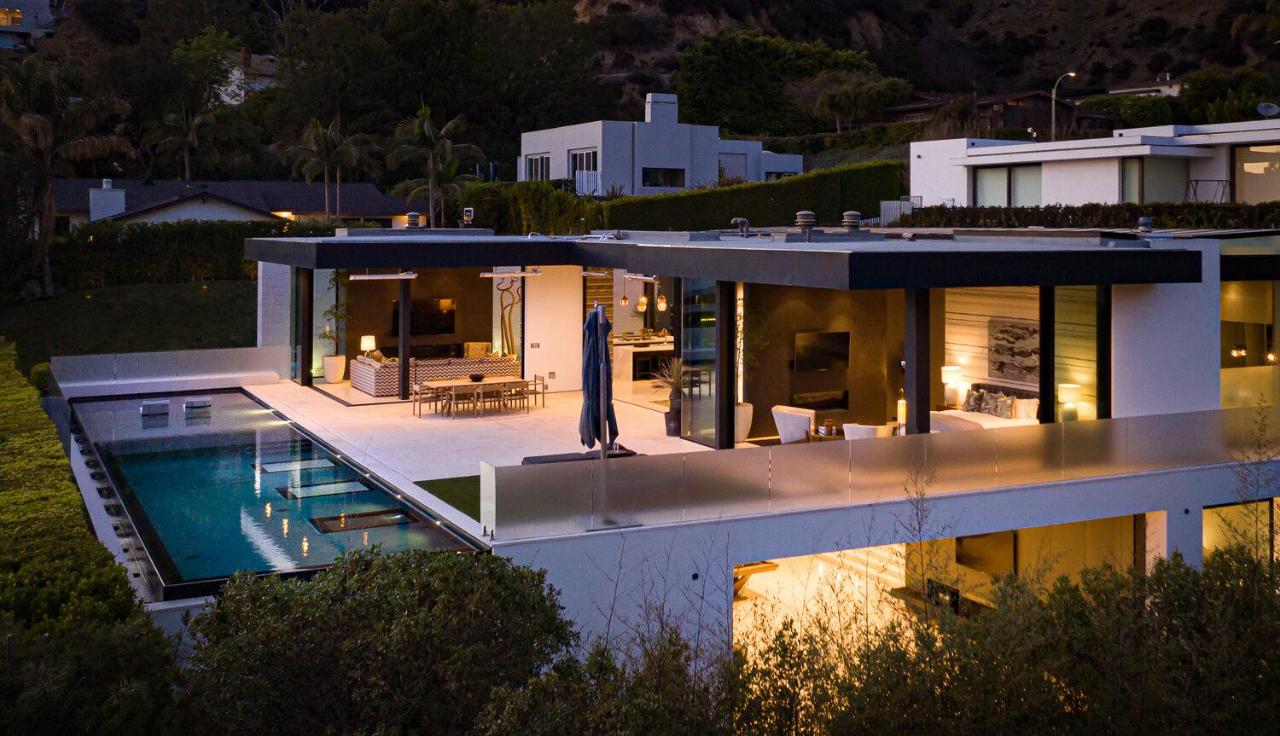  | Ultra Modern Villa In Doheny Estates