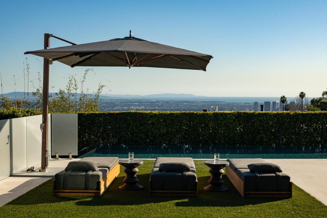  | Ultra Modern Villa In Doheny Estates