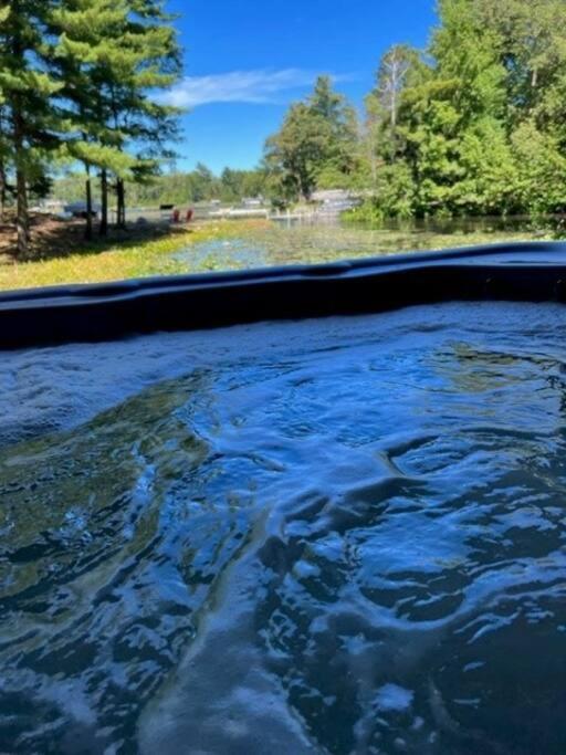 | Large Log Home on Lake with Hot Tub