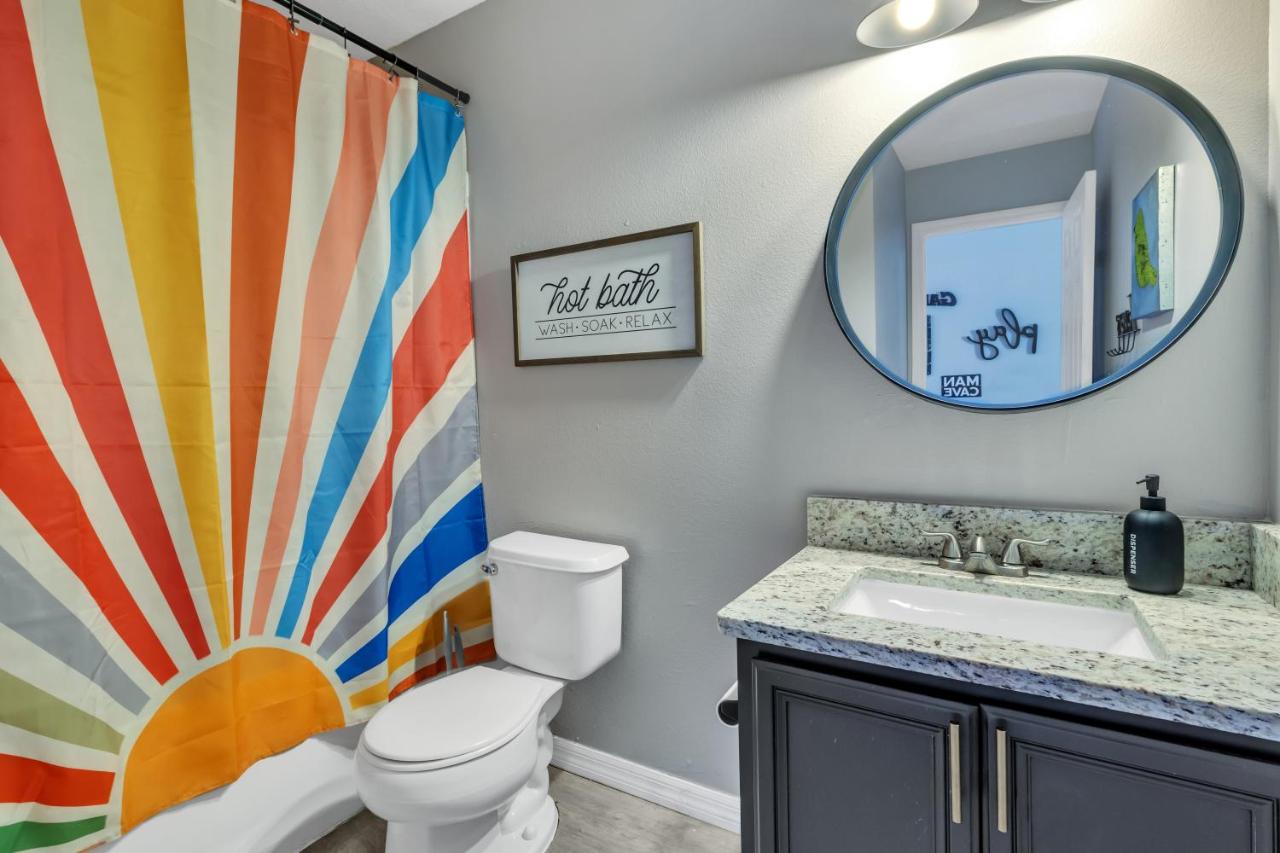  | Just 10 mins from Disney and walking distance to outlets restaurants