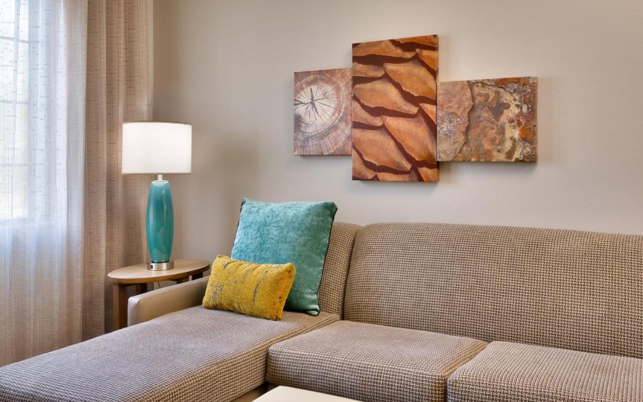 King Studio Suite - Non-Smoking at Staybridge Suites Gainesville I-75, an IHG Hotel
