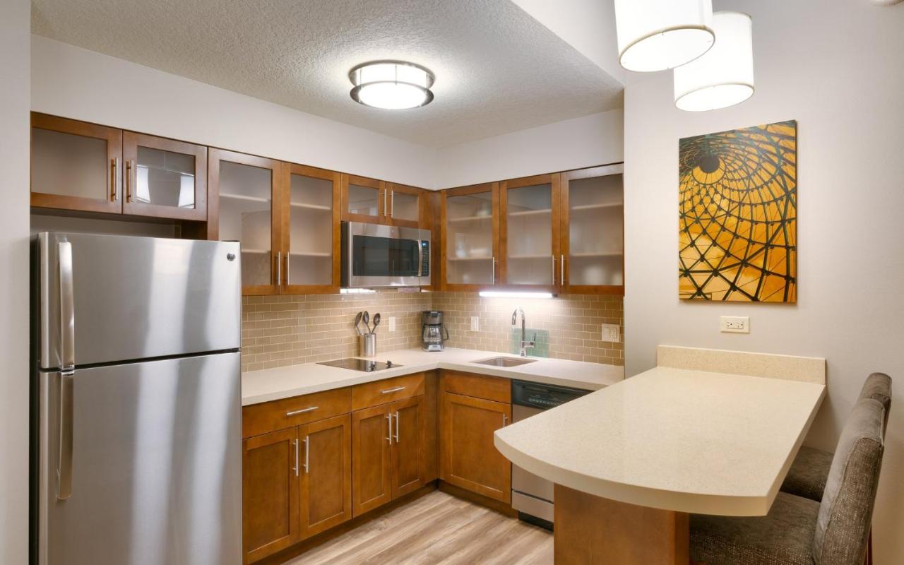 Two-Bedroom Suite at Staybridge Suites Gainesville I-75, an IHG Hotel