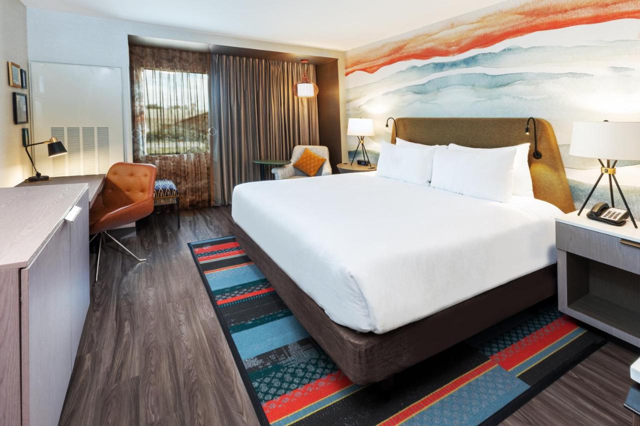 Standard Room at Hotel Indigo Spring - Woodlands Area by IHG