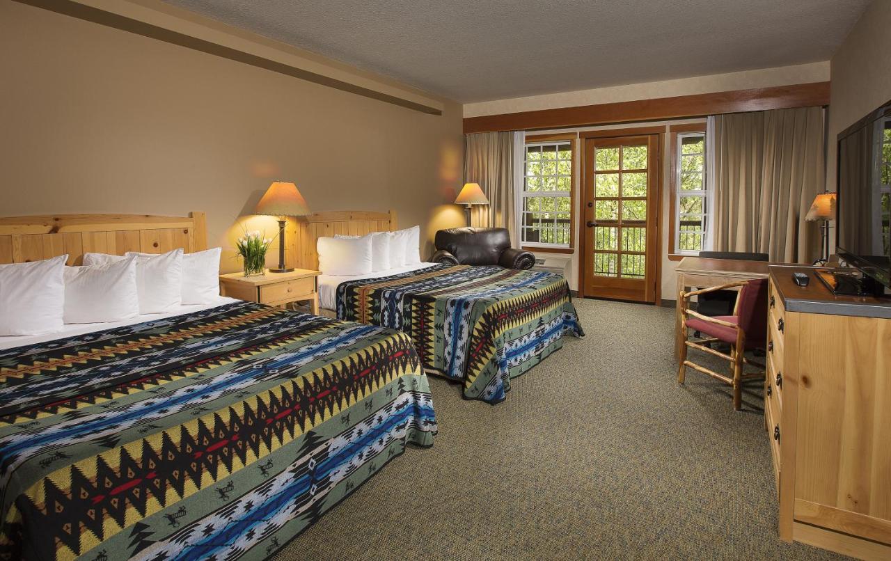 Business Double Room with Gym Access at Heathman Lodge