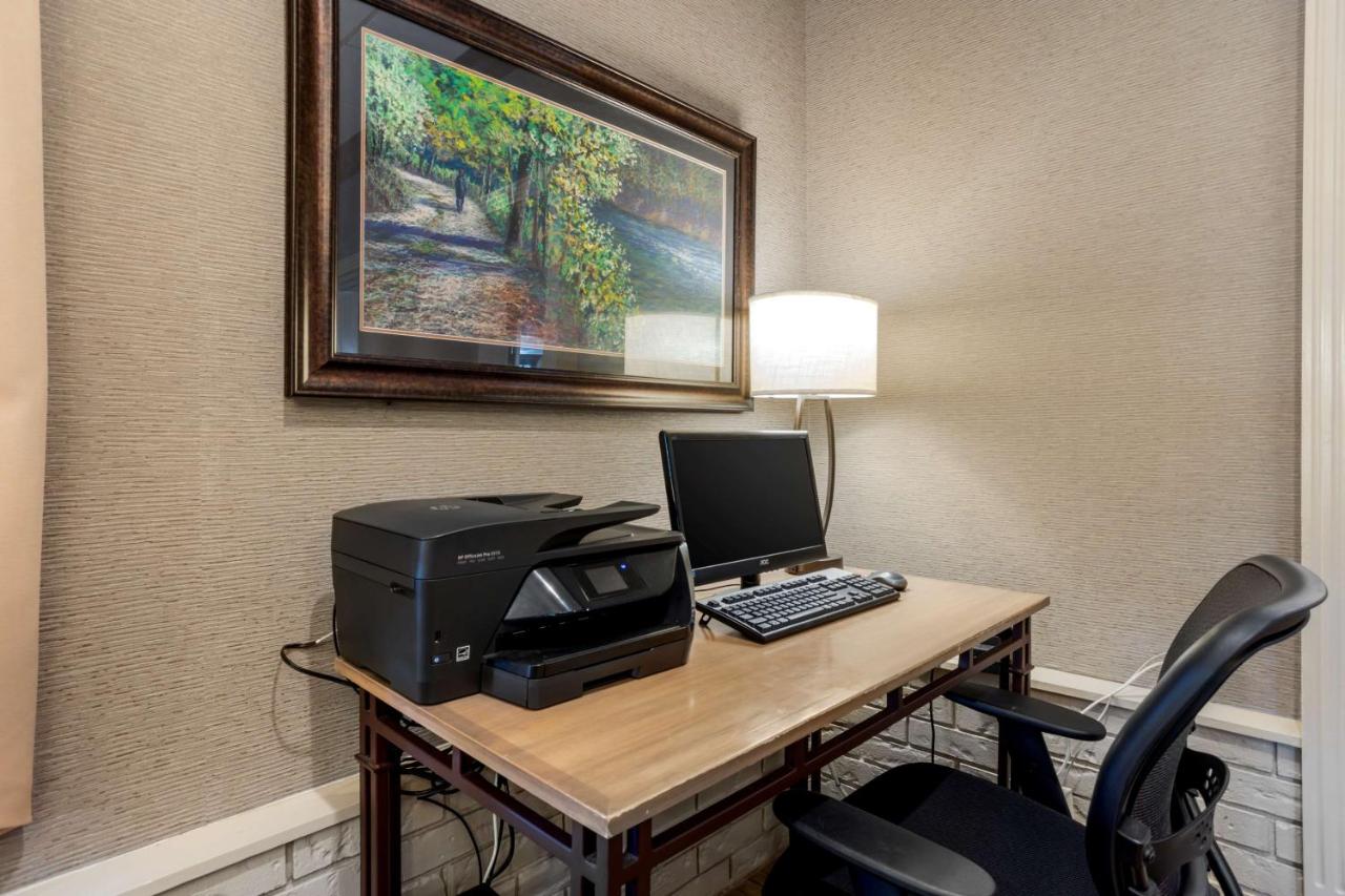 | Best Western Inn of the Ozarks