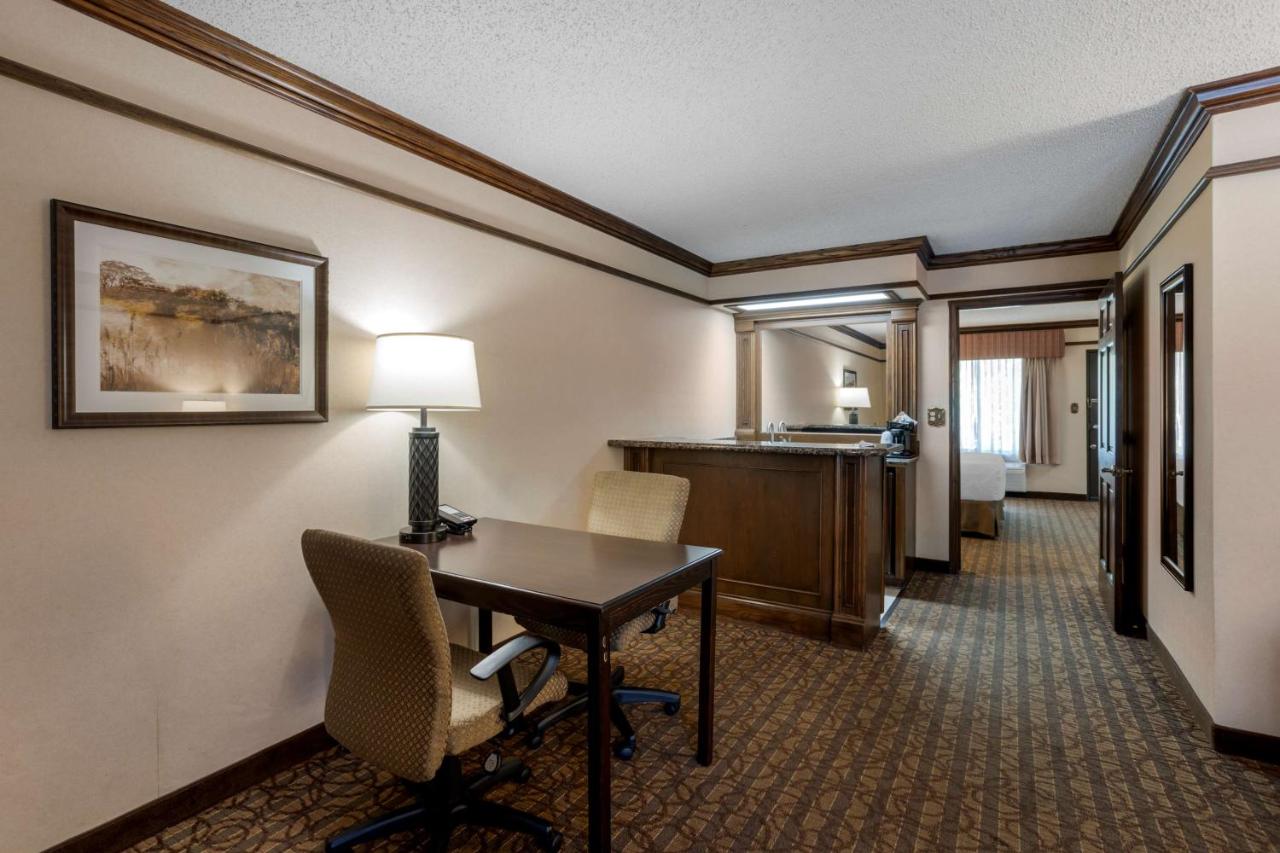 | Best Western Inn of the Ozarks